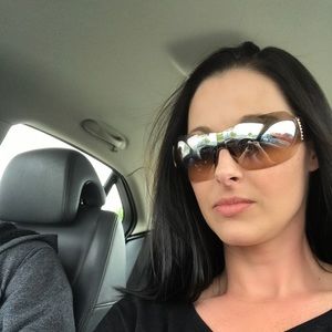 Meet your Posher, Kari